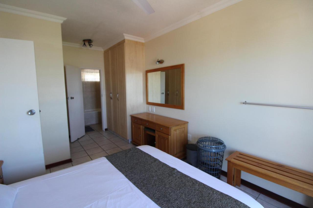 Santana 406 Apartment Margate